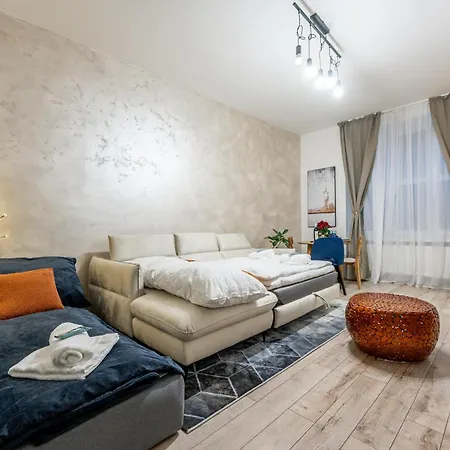 Garbo 3 Bedroom Centrum Very New Apartment